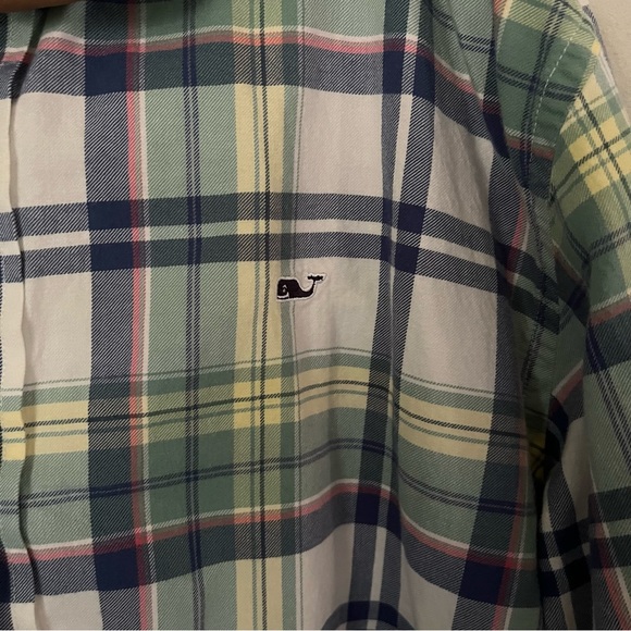 Vineyard vines whale shirt - Picture 4 of 6